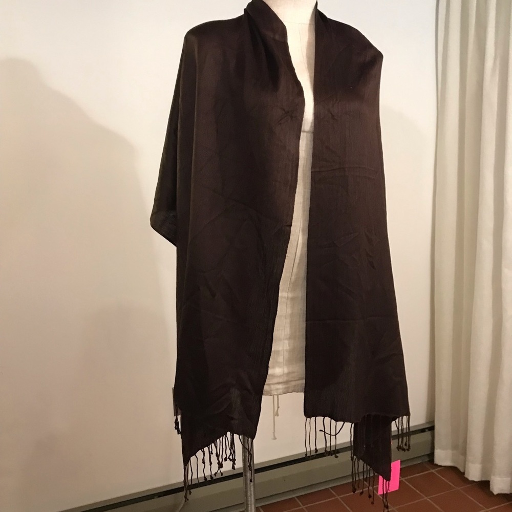 Betsy Johnson NEW Womens Cashmere+Silk Scarf Brown Fringe NWT Luxury - Picture 3 of 8
